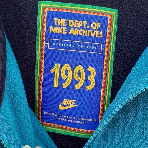 NWT reissued 1993 Nike sweatshirt - Picture 3 of 5